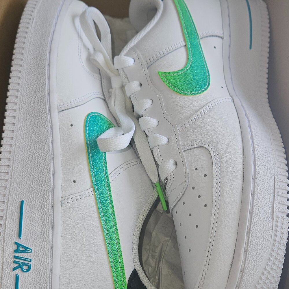 Nike Air Force 1 LV8 1 White/Green Strike - Aquamarine DJ5154‑100 (Boys)